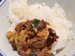-俏湖兰·辣椒炒个肉(海沧店)