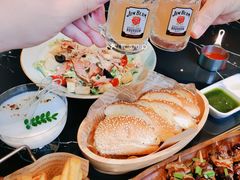 自制面包篮-DEEP·美式餐吧(五棵松华熙LIVE店)