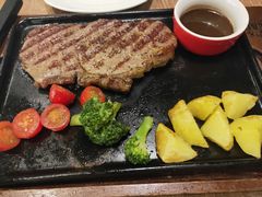 -必胜客(WOW中央公园店)