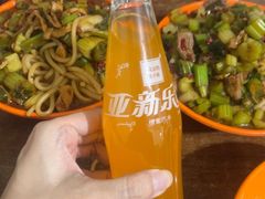 -玲玲米粉·新疆现炒米粉(大十字总店)