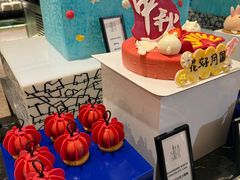 -广州万富希尔顿酒店·感趣自助餐厅·金秋蟹宴生蚝海鲜刺身