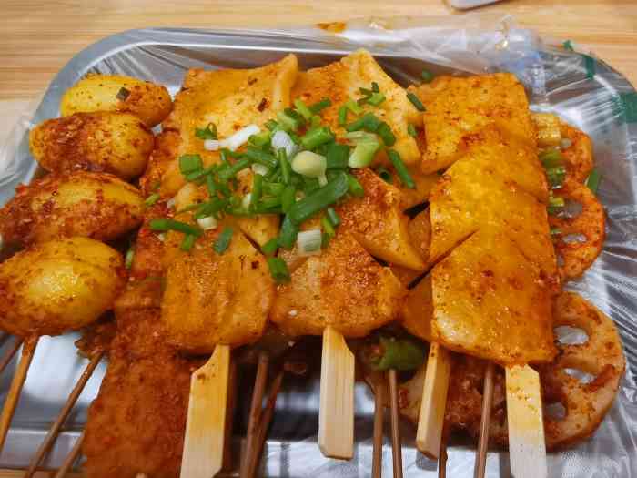 二店烧烤-"从小吃到大的电烤,现在换到口腔医院往下走.