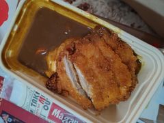 -玛格萝妮比萨屋(四平店)