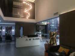 -诗悦发型烫染SALON