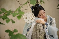 -一揽芳华汉服旗袍体验馆(拙政园店)