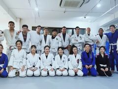 -EFL巴西柔术·综合格斗·泰拳·少儿体能训练(虹桥德必馆)