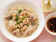 -雷祖芳老妈蹄花店