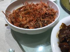 -侬佳蒸菜馆(听潮店)