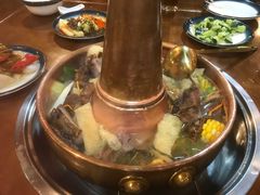 -岳记兴隆·青城腊排铜火锅(融创店)