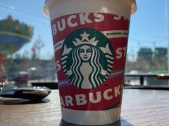 红茶咖啡鸳鸯拿铁-星巴克(宁波老外滩店)