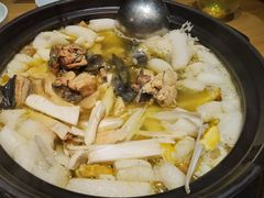 -一朵菌·野生菌探索家火锅(南亚店)