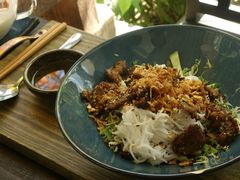 烤猪肉凉拌河粉-Le Chalet Dalat