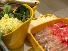 -润园四季椰子鸡火锅(卓越INTOWN店)