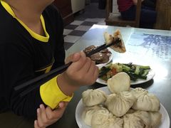 -四平包子铺