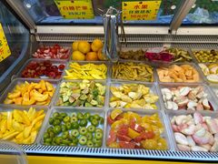 自助取餐区-老炳·七丛松甘草水果