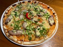 北京烤鸭披萨-JINNS锦时 steak&pizza(浸信会礼拜堂旧址店)