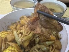-内蒙焖面大盆骨餐馆(山大路店)
