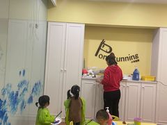 -小马快跑儿童托育中心(华润万家店)