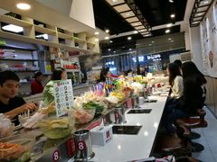 -百品聚旋转火锅(万德庄店)