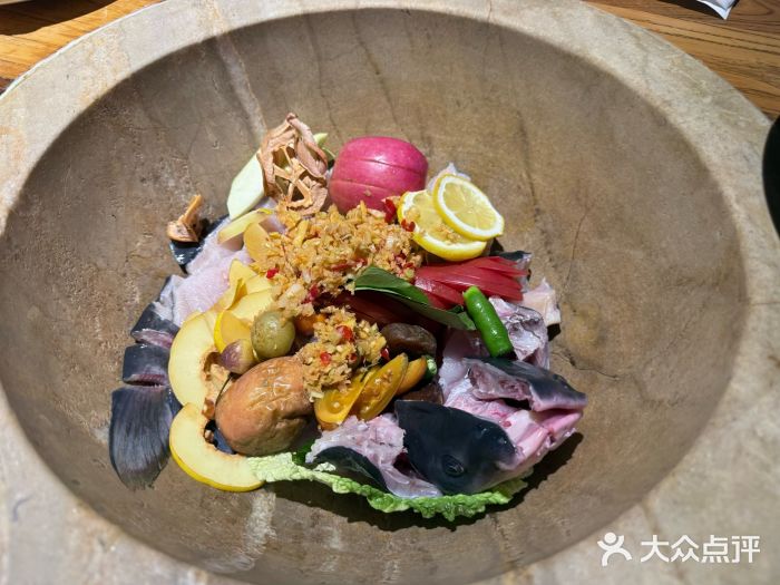 云尊府云南菜·蒸汽石锅鱼(学清路店)图片