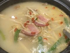 -百姓食府(秦虹路店)