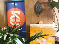 -HIGH FIVE哈福手工汉堡(桂林路店)