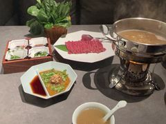 -鼎鼎香·港式火锅(北京SKP店)