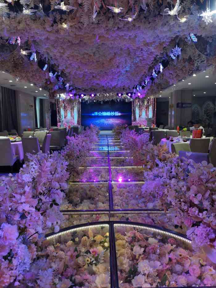 海八鲜(观海国际店)-"端午节回家,中午找地方吃饭,海八鲜,下午.