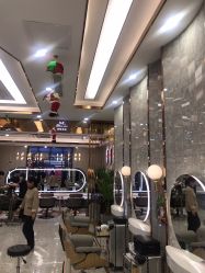 -Meng Lang 梦郎白金店