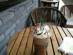 露天位-星巴克臻选(成都宽窄巷子店)