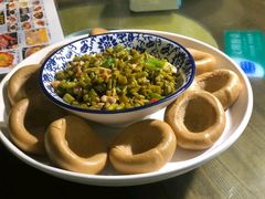 酸豆角炒羊米窝窝头-蔡阿水羊肉店