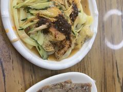 -陇上全荟兰州传统牛肉面(延吉路店)