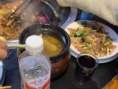 -山城柴火鸡·全鸡宴·跳水蛙(五小区店)