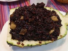 -香巴拉云南餐厅(华莱坞店)