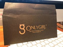 -onlygirl摄影美学馆高端定制(江滩店)