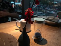 -蜜桃餐厅·伴山(湖滨商业街店)