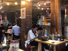 大堂-聚点串吧·北京烧烤(赵登禹路店)