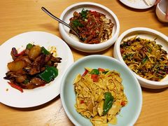 -关东小磨东北菜(上海长风大悦城店)