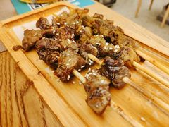 -衡哥肉铺