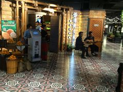 -云海肴·汽锅鸡·云南菜(天山百盛优客店)