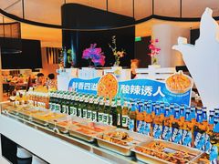 -涨巢·潮玩水疗局