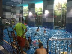 -齐岸健身(花园城店)