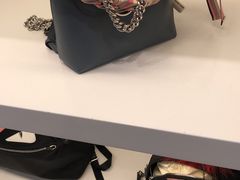 -伦敦比斯特购物村