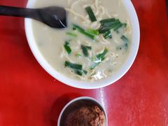 -三百碗宝应长鱼面(板仓街店)