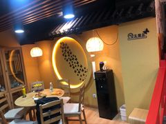 -白兔子密室(长寿路店)