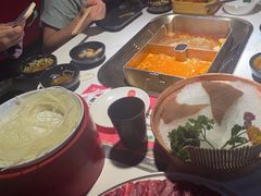 -九鼎轩脆毛肚火锅(南京东路店)