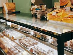 面包甜点陈列柜-新侨三宝乐面包店(崇文门店)
