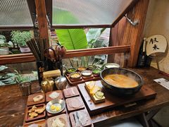 -银米·云南传统过桥米线(双廊黑金冠店)