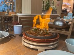 -蜜桃餐厅·伴山(湖滨商业街店)