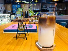 特调荔枝冰滴咖啡-ZING COFFEE 镜咖啡